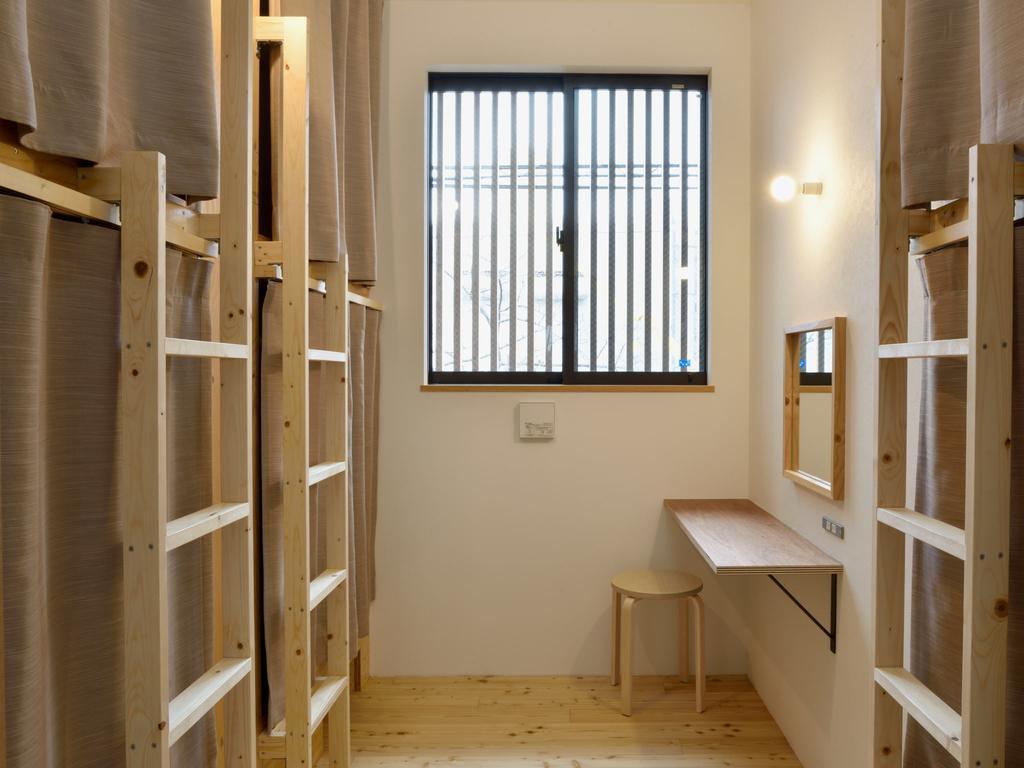 Hostel Mitsuwaya Осака Номер фото