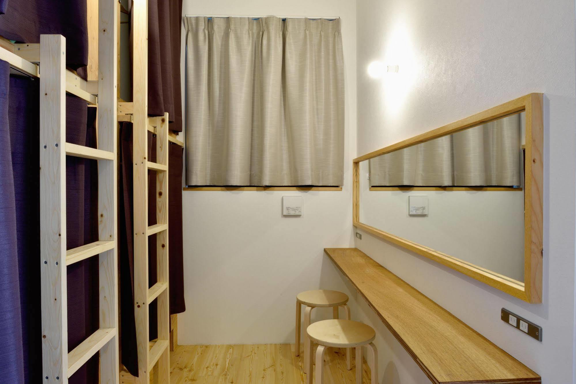 Hostel Mitsuwaya Осака Экстерьер фото