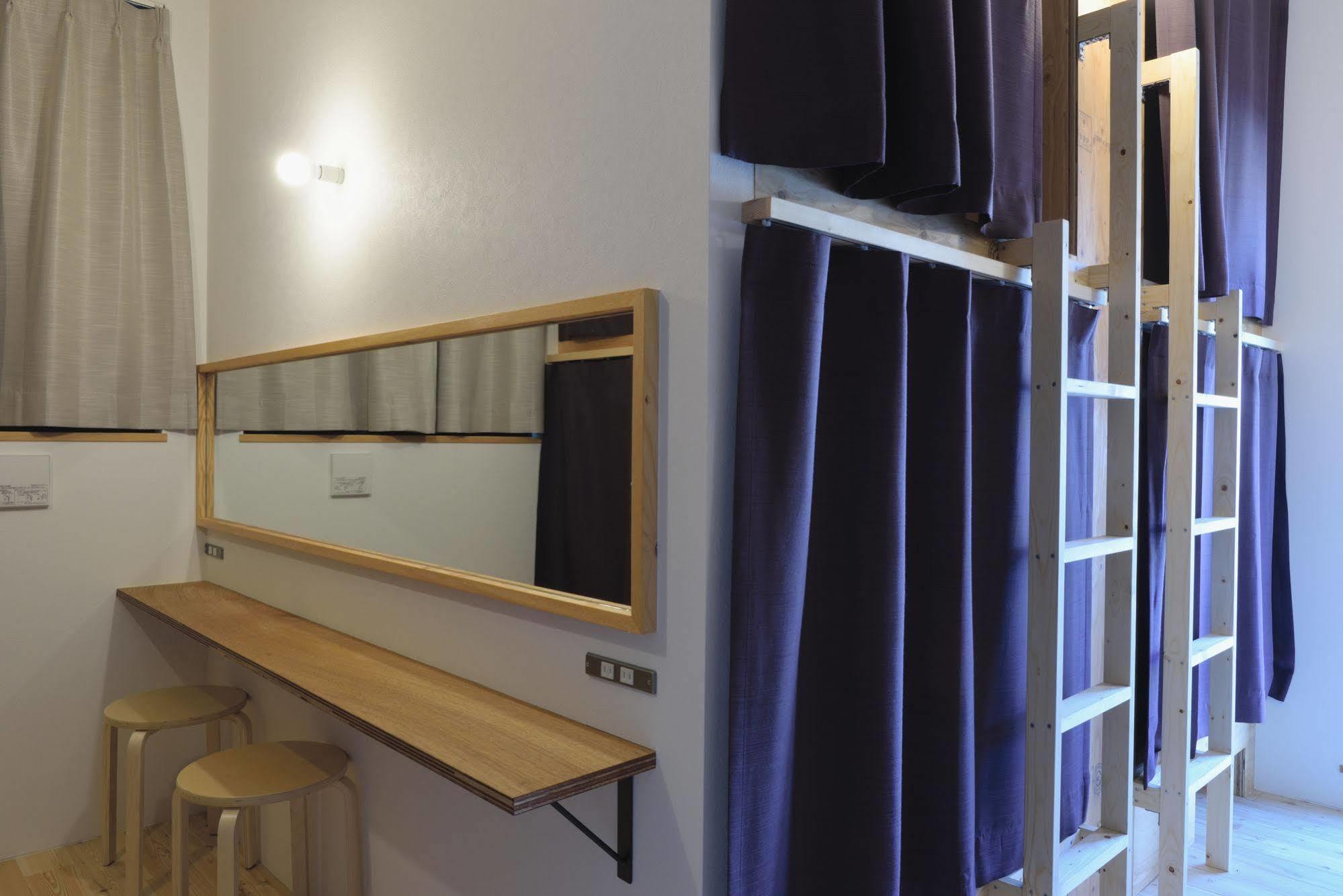 Hostel Mitsuwaya Осака Экстерьер фото